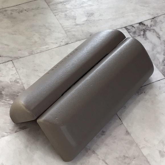 BCBG Eyeglass Case, Taupe Eyeglasses Case - Picture 3 of 4